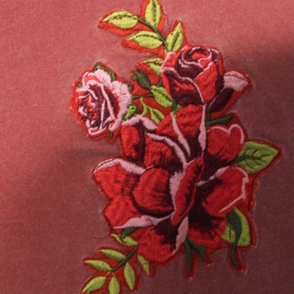 Comfy Floral Tee - Picture 3 of 4